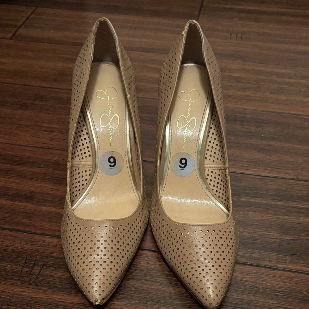 Jessica Simpson Tan Perforated Heels